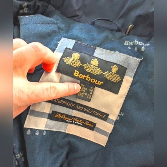 (Like New) Barbour Altair hooded insulated waterproof jacket - Picture 4 of 12